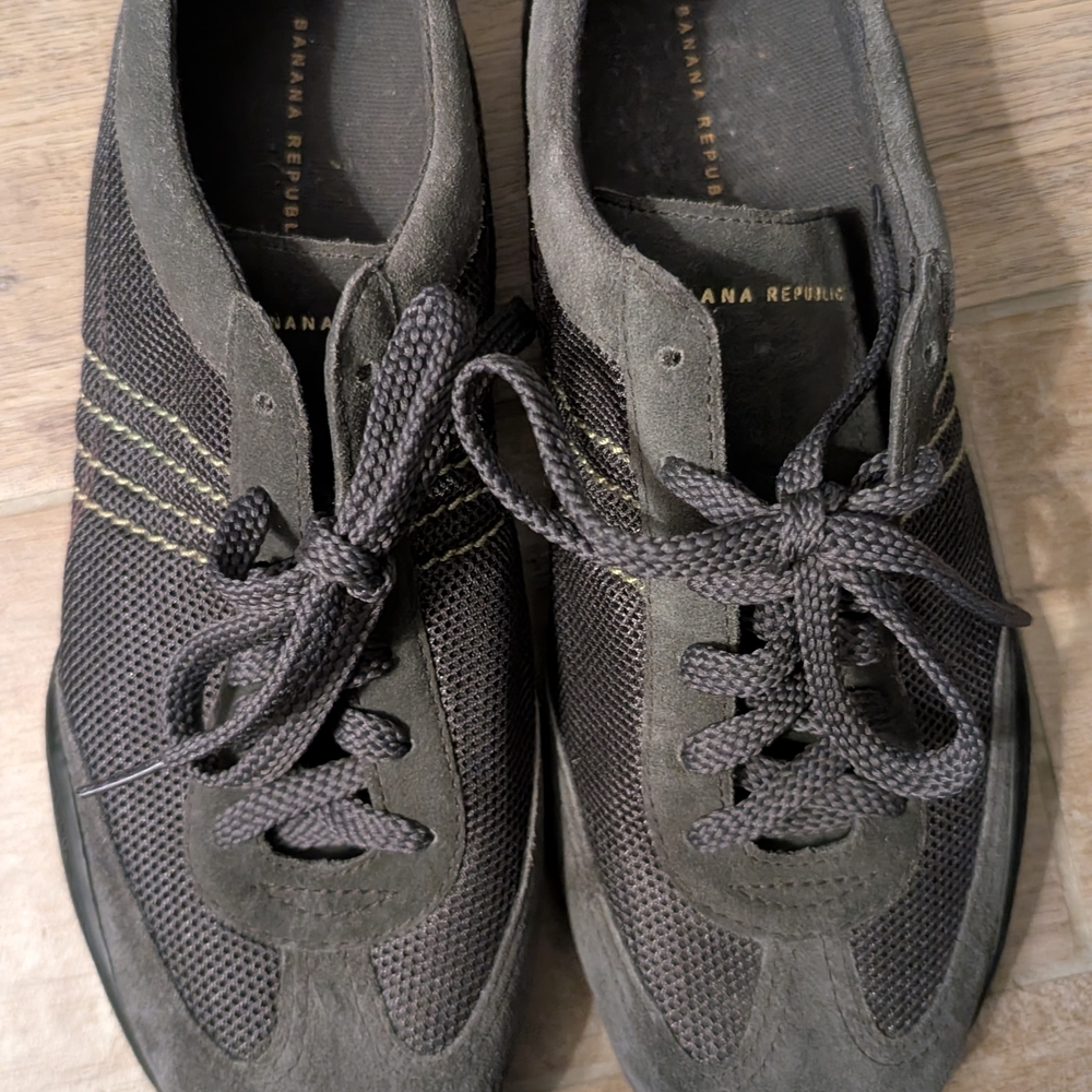Banana Republic Green And Gray Sneakers With Knit Upper View 2